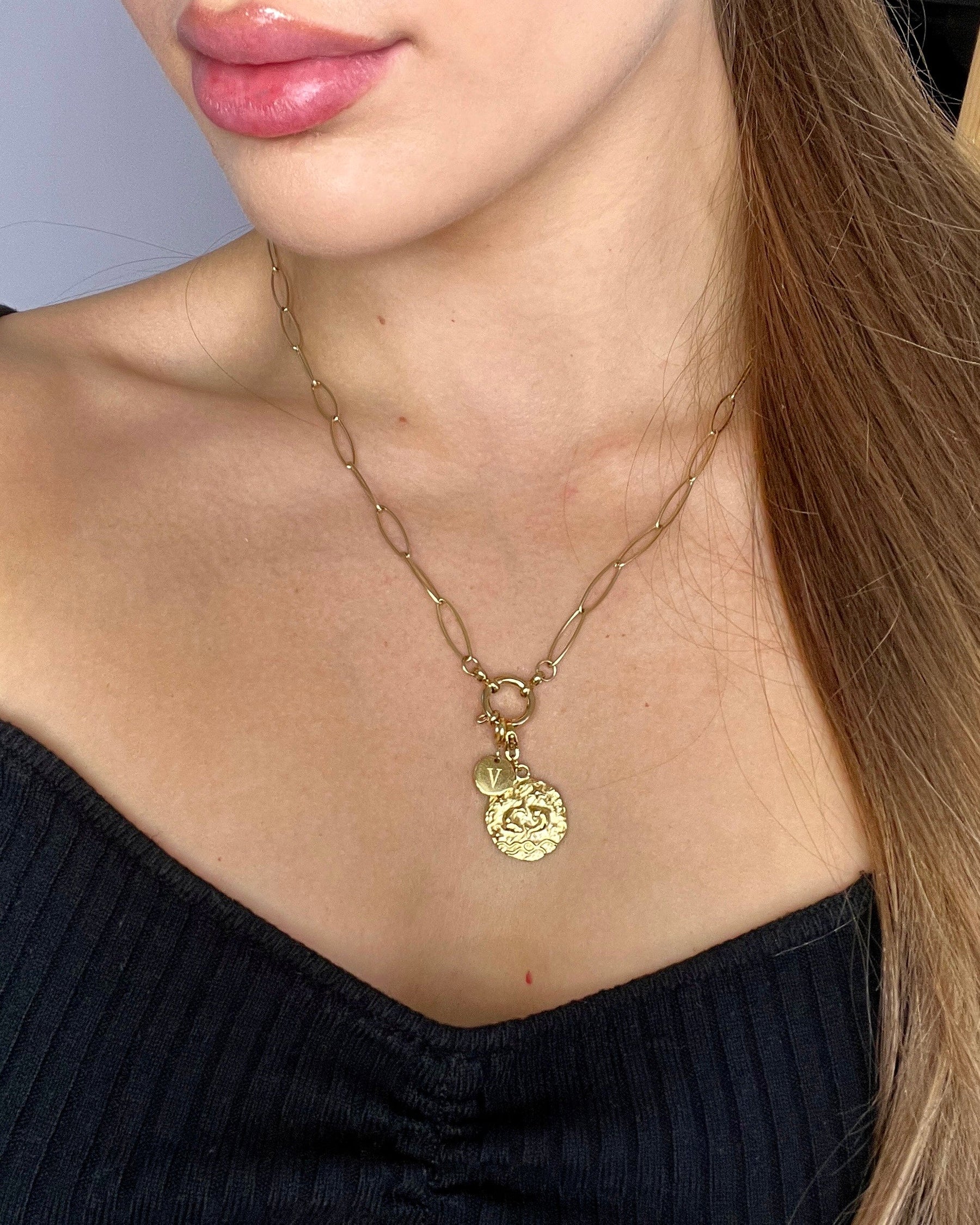 Collier Locker