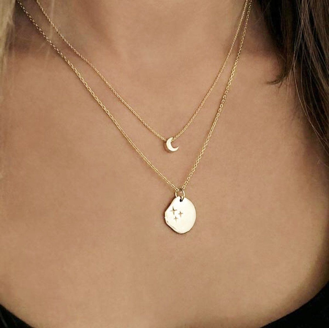 Collier Moon